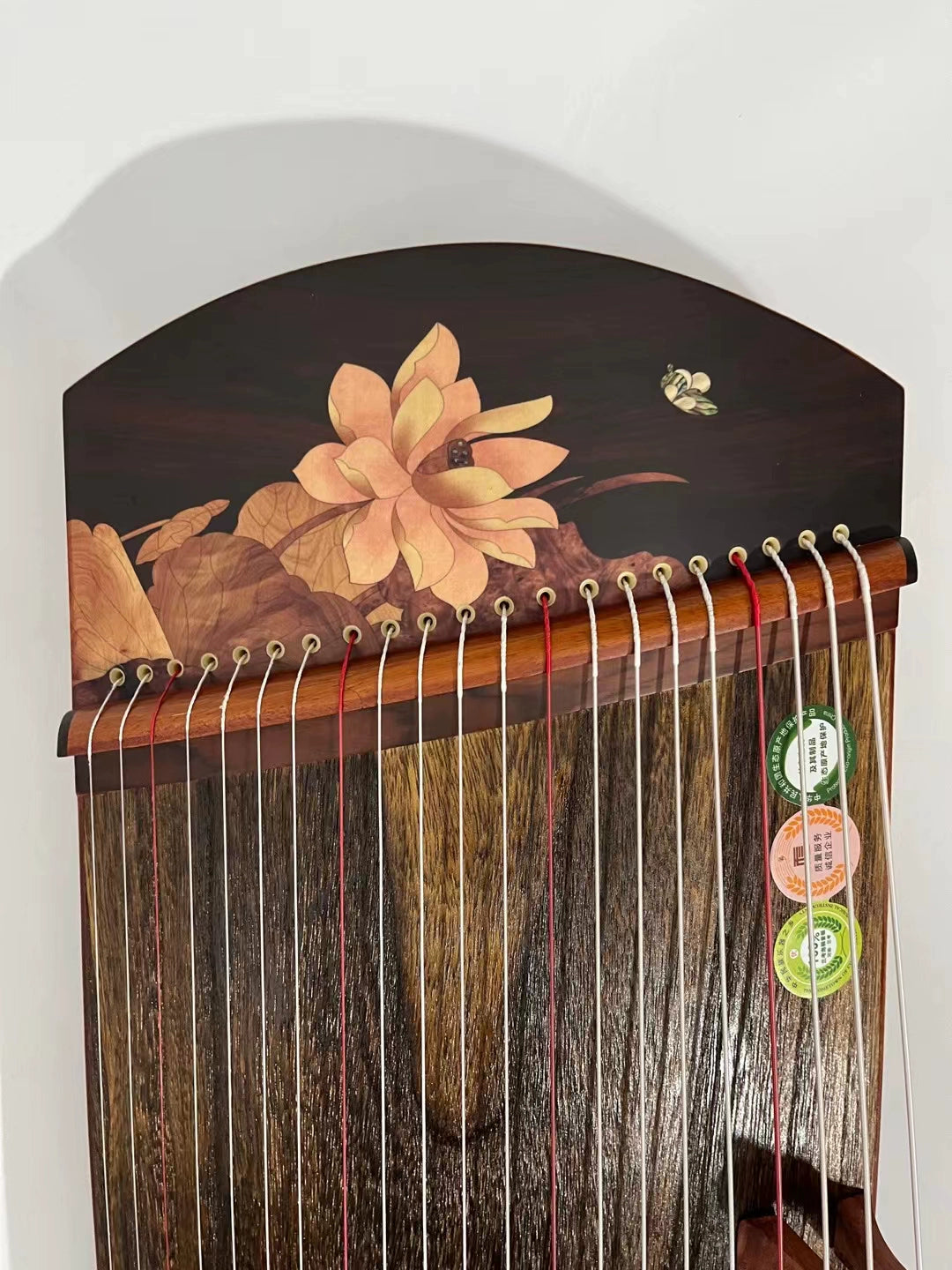 Dimensions du produit : 135 cm.