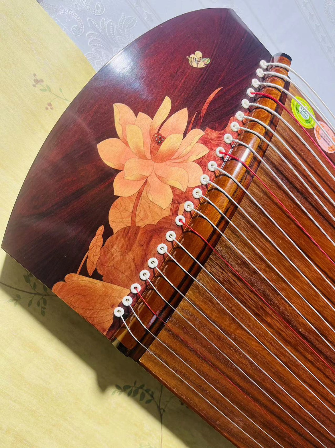 Dimensions du produit : 135 cm.