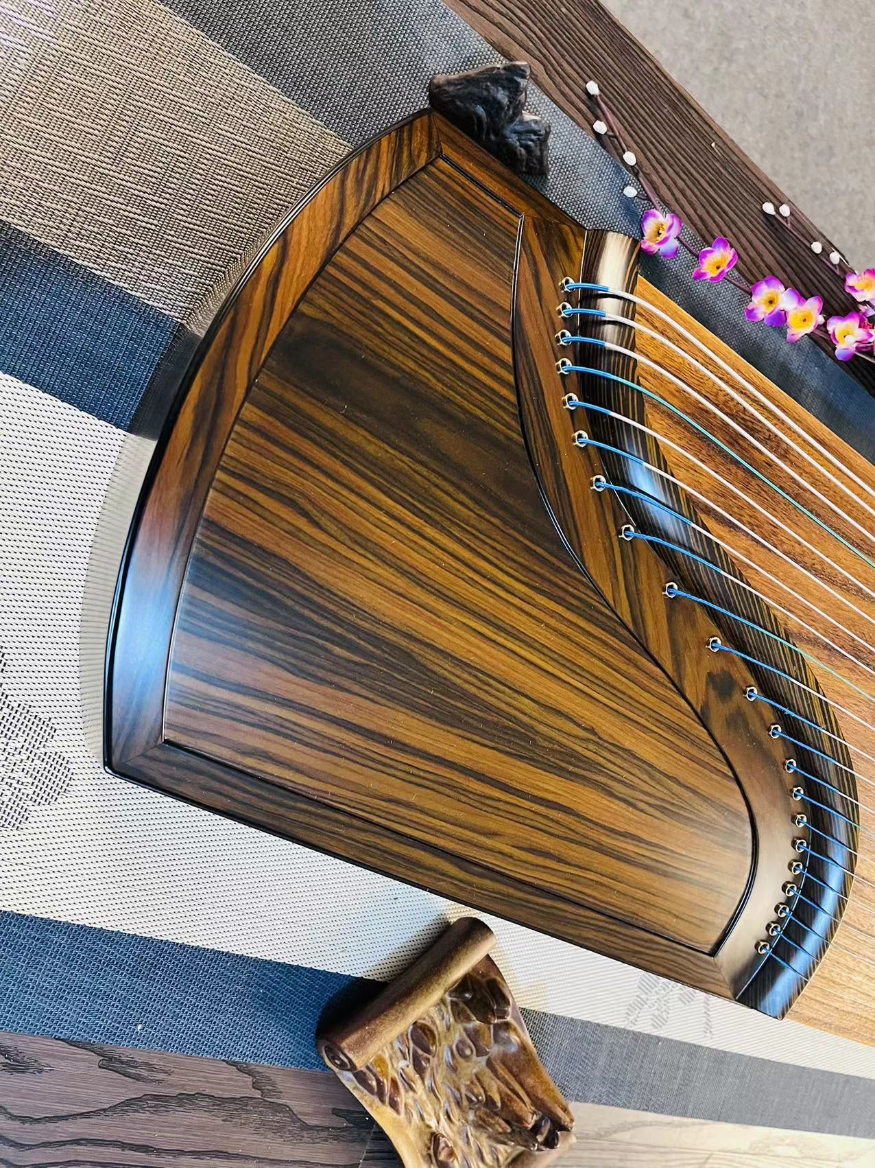 Dimensions du produit : taille 163 cm.