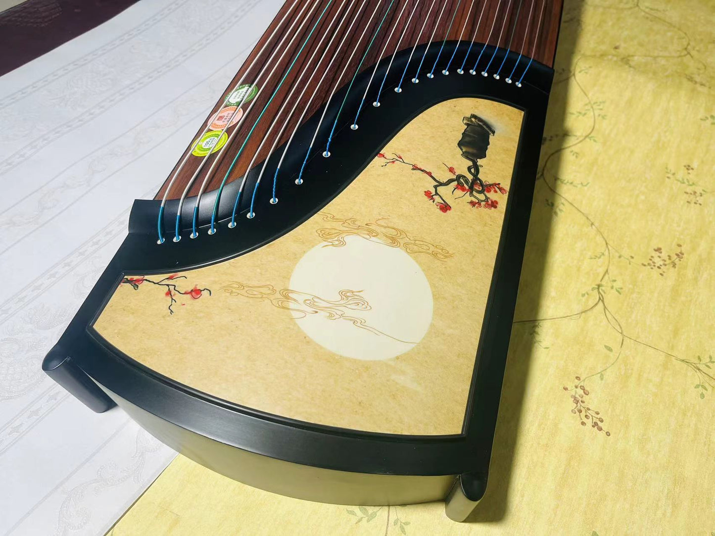 Dimensions du produit : taille 163 cm.